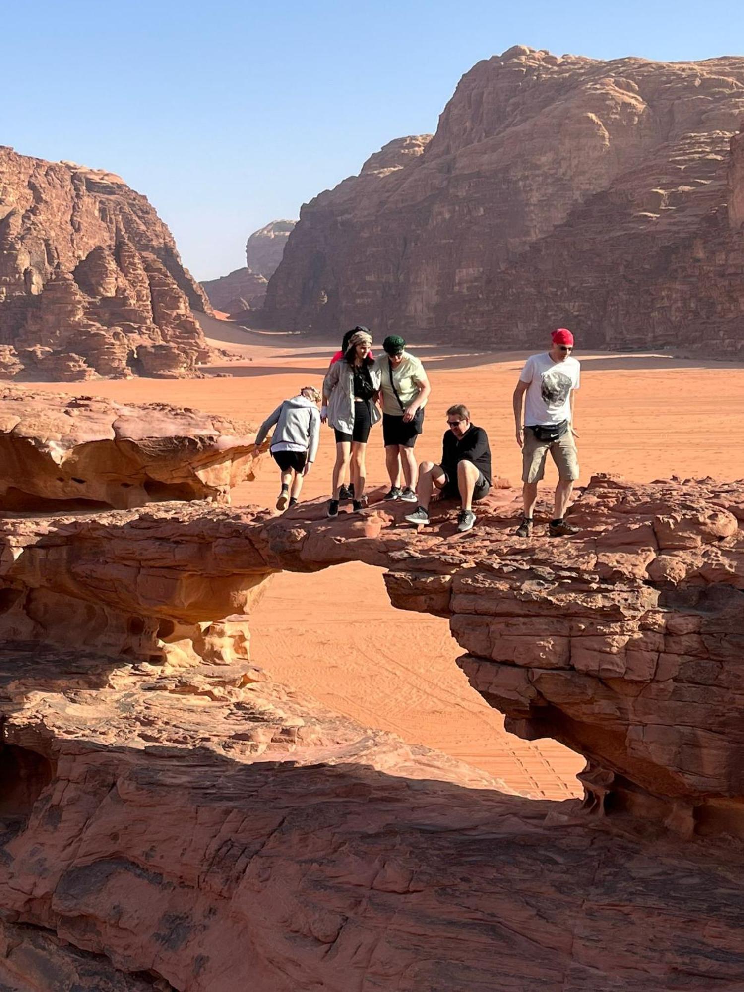 Star City Camp Wadirum Wadi Rum Exterior photo