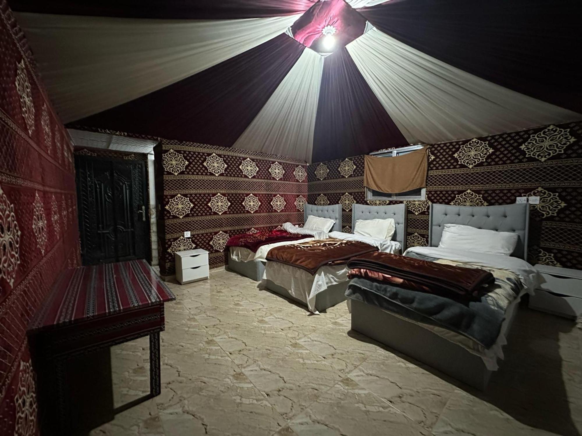 Star City Camp Wadirum Wadi Rum Room photo